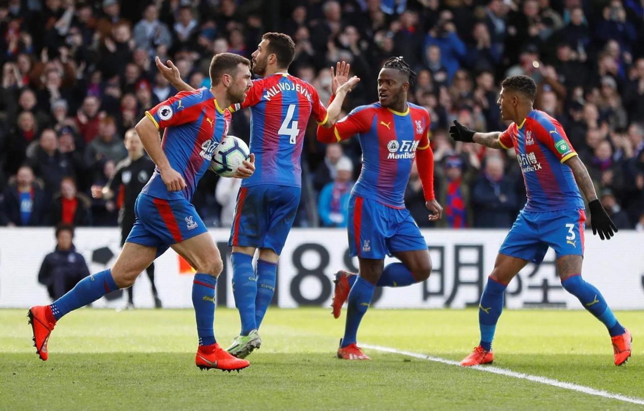 曝阿森纳加入塞梅尼奥争夺战 英超5大豪门冬窗抢他（曝阿森纳参与塞梅尼奥竞购 英超五豪门冬窗围抢）