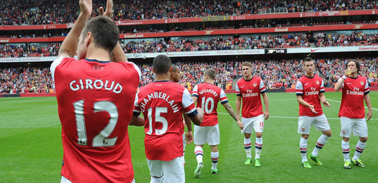 北京近期体育赛事：空手道、跑酷、速度滑冰轮番上演