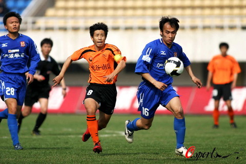 1996年的今天……维埃拉打进了他在阿森纳的首粒进球，剩下的故事就众所周知了