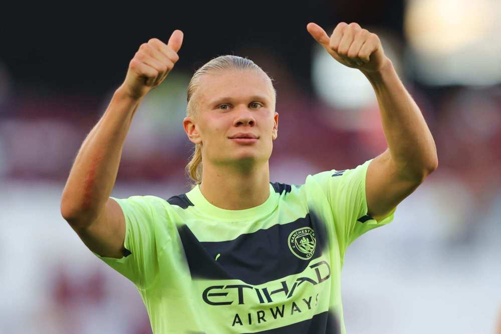 莫雷托：尤文正密切关注塞内西，球员预计不会和伯恩茅斯续约（莫雷托：尤文密切追踪塞内西，预计他不会与伯恩茅斯续约）