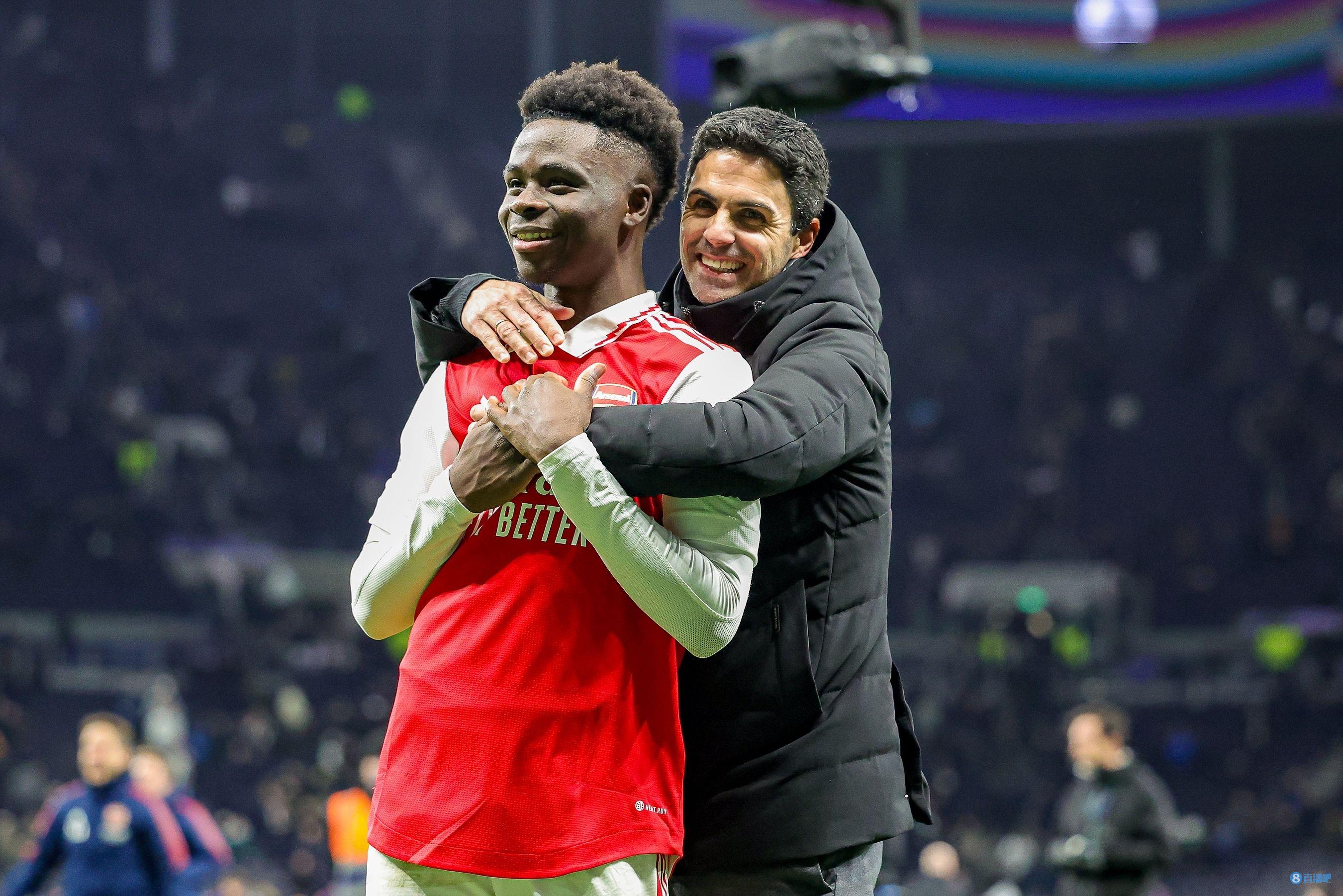 德转列英超不含BIG6球员最贵阵：吉马良斯、托纳利7500万领衔（德转评英超非BIG6最贵阵容：吉马良斯、托纳利以7500万领衔）