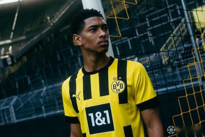 6次扑救客场零封尤文，都灵门将帕莱亚里当选德比全场最佳