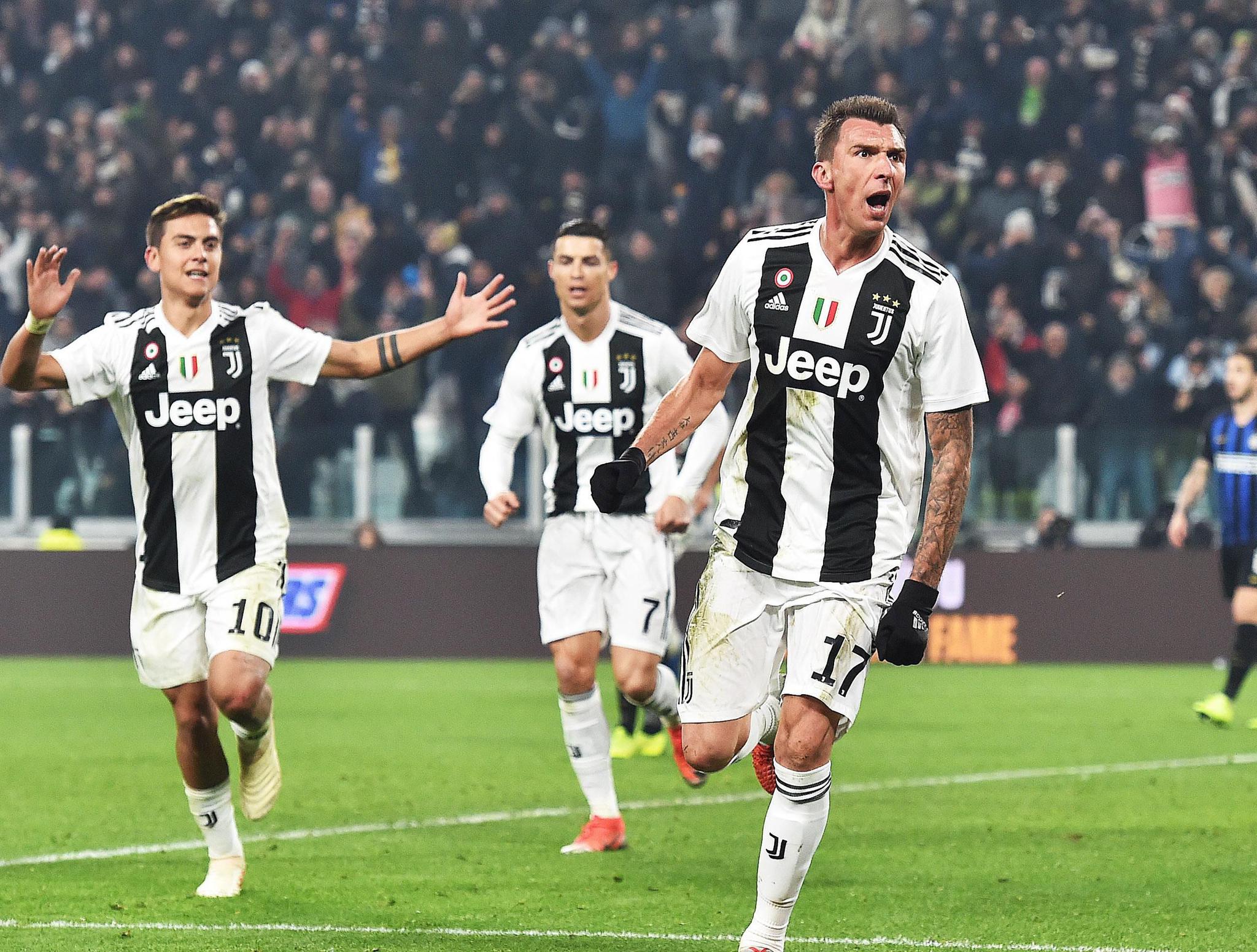 北京国安队获足协杯赛冠军，贺信来了！（北京国安捧起足协杯冠军，贺信送达！）