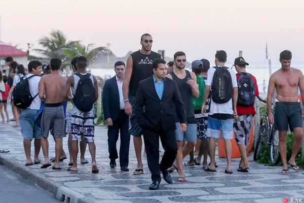 贝隆：劳塔罗能媲美亚马尔、姆巴佩、哈兰德，我和帕斯不像