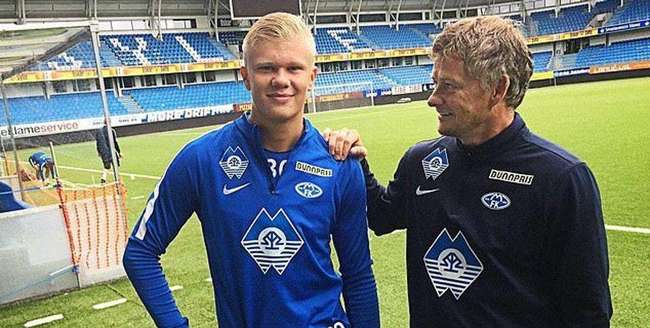 佩德里：梅西是历史最佳球员，希望有朝一日与他再次并肩作战（佩德里称梅西为史上最佳，期待未来再度并肩作战）