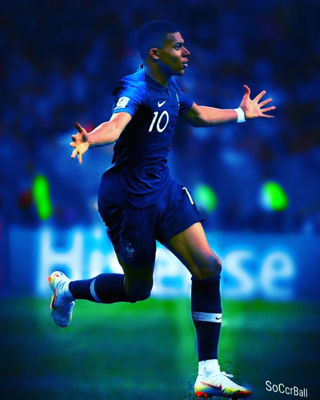 上演大四喜斩获金靴，法比奥当选中超官方第30轮最佳球员（独中四元加冕金靴，法比奥荣膺中超第30轮官方MVP）