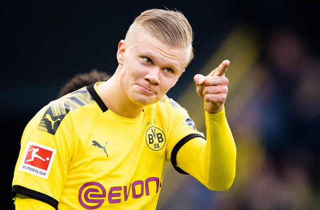 中超比赛回放：上海海港2-0战胜广州队,（中超集锦：上海海港2-0力克广州队）