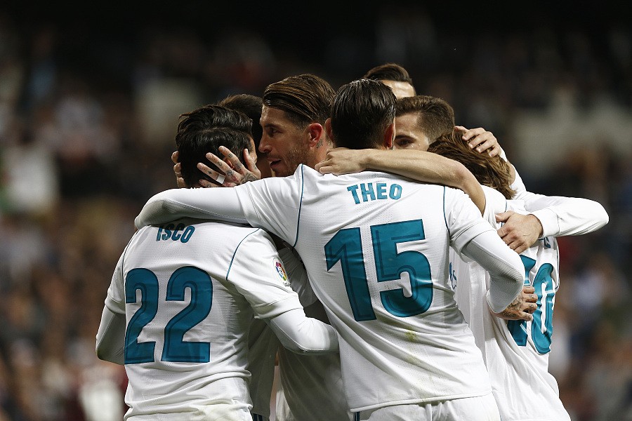 北青：新国足考虑1月初展开集训，分为国内国外两阶段进行（北青：新国足计划于1月初开启集训，分国内与海外两阶段进行）