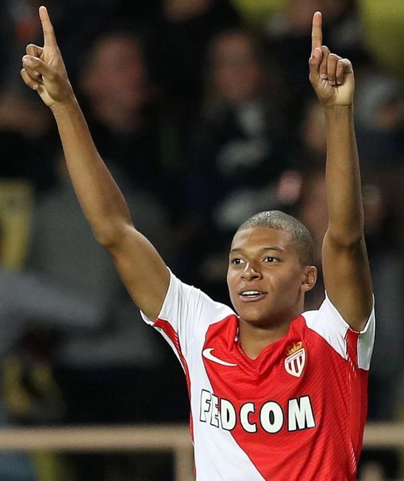 意媒：尤文在关注里昂中场莫顿，未来几周会进行试探性接触（意媒：尤文盯上里昂中场莫顿，数周内或展开试探接触）