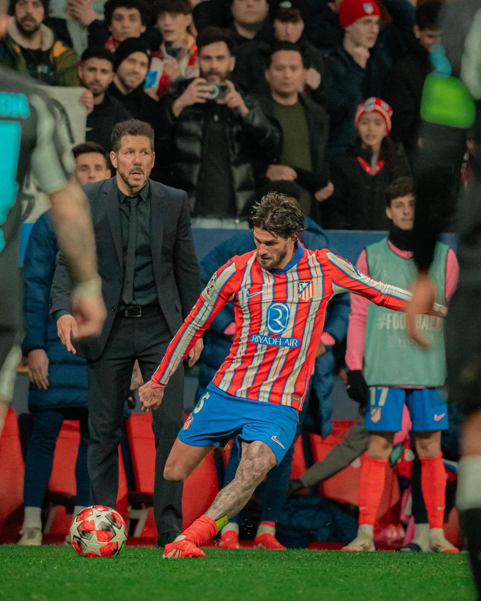 比朔夫：对选择拜仁仍然充满信心，相信自己会在这里站稳脚跟